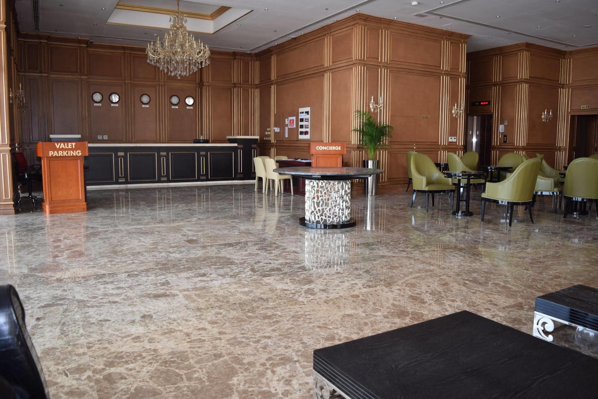 โรงแรมสตราโต บาย วอริค โดฮา ภายนอก รูปภาพ